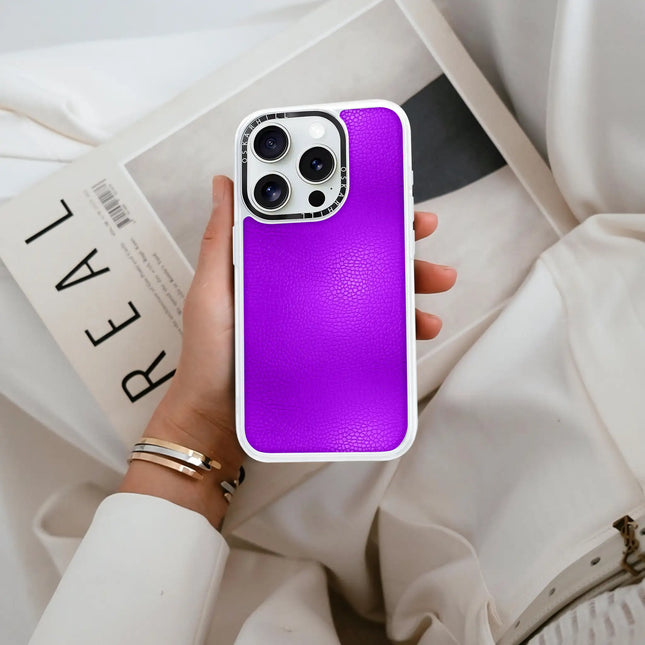 iPhone 16 Pro Case Classic Leather — Dark Violet